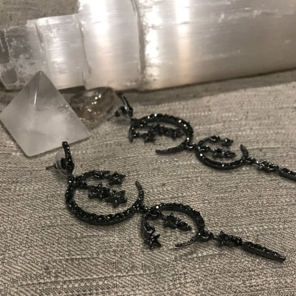 Magic Moon & Stars Chandi Earrings - Picture 4 of 6